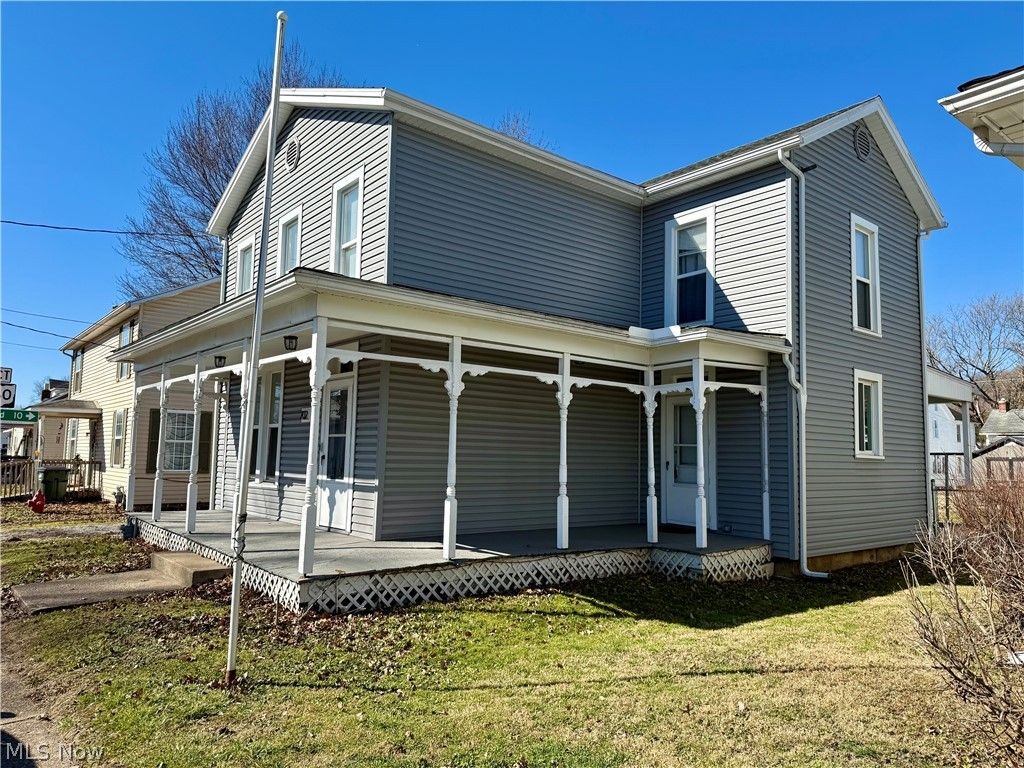 Photo of 702 2nd Street, New Matamoras, OH 45767 (MLS # 5188227)