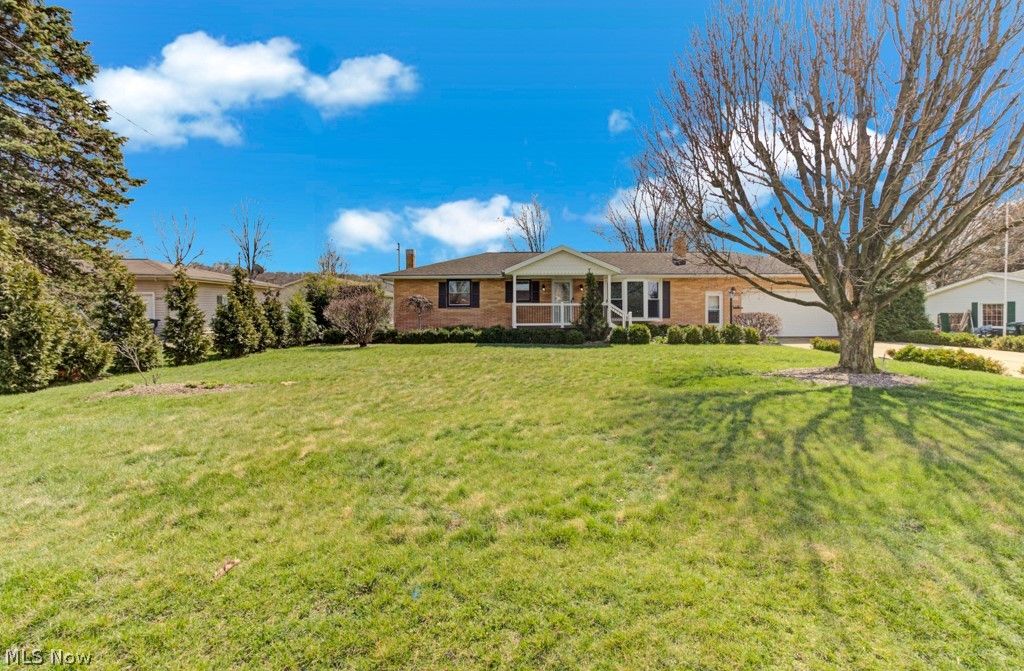 Photo of 22755 Mayfair Avenue, Minerva, OH 44657 (MLS # 5196948)