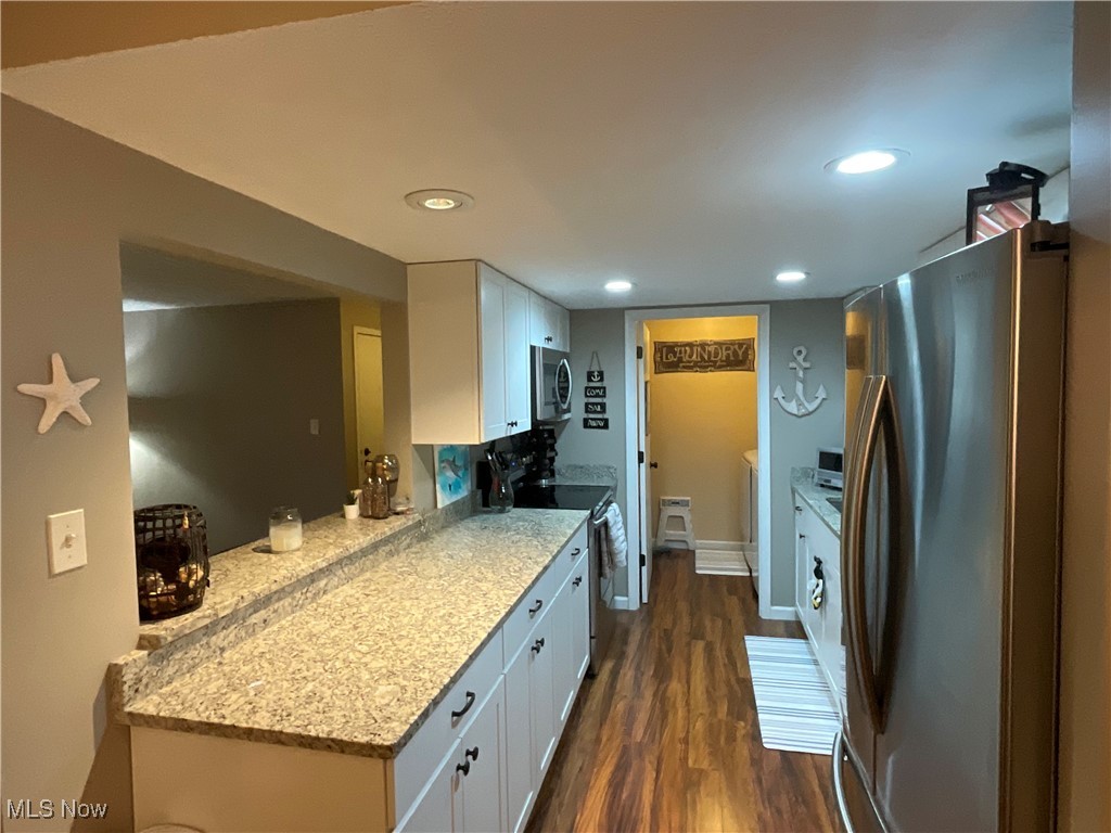 Woods/Brecksville Condo - Residential