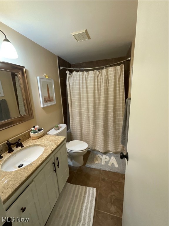 Woods/Brecksville Condo - Residential