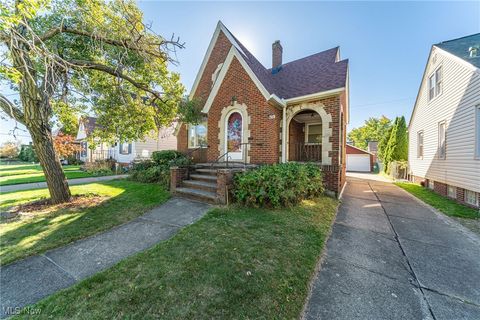 6711 Forest Avenue Parma OH 44129