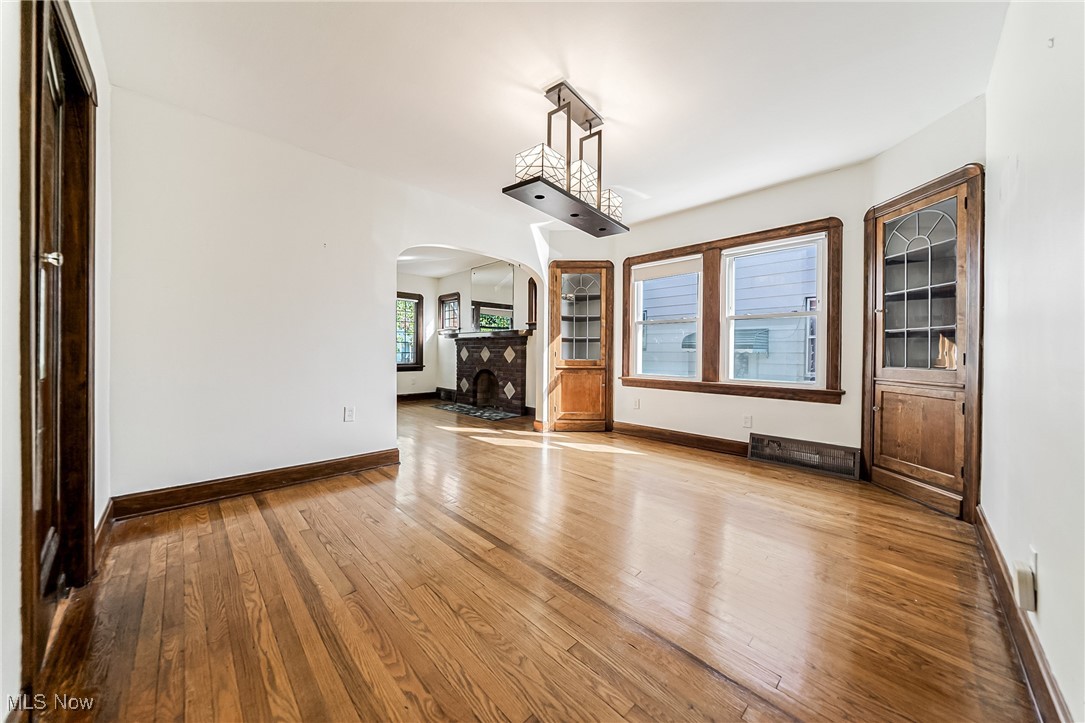 Ridgewood Garden Anx - Residential