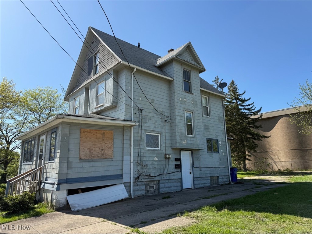 7611 Marble Avenue