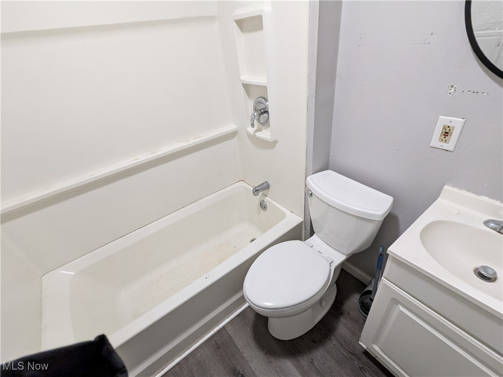 Garfield Heights, Ohio 44125, United States, 2 Bedrooms Bedrooms, ,1 BathroomBathrooms,Residential,Active,86736