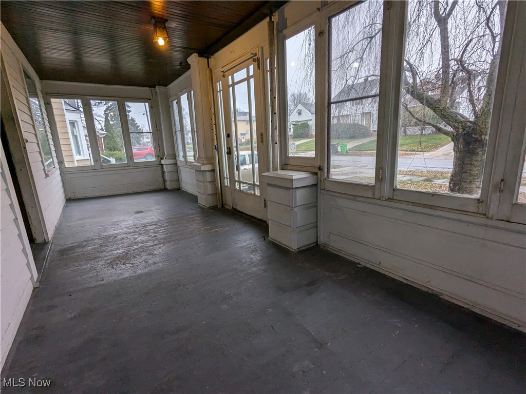 Garfield Heights, Ohio 44125, United States, 2 Bedrooms Bedrooms, ,1 BathroomBathrooms,Residential,Active,86736