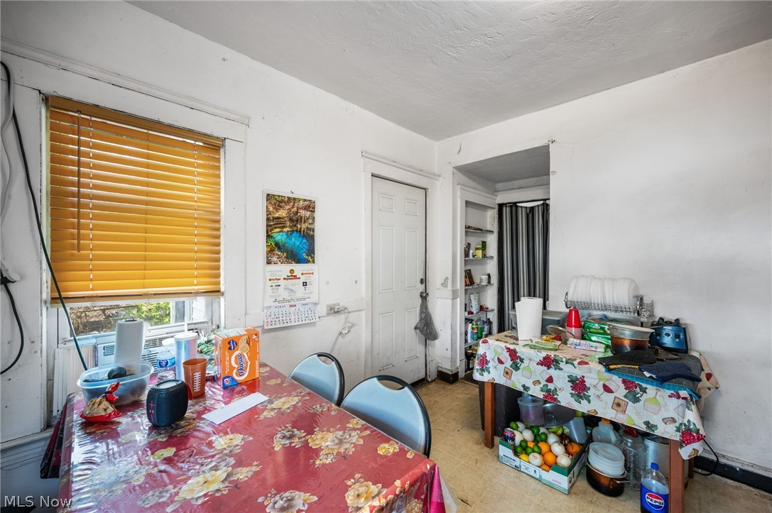 Town - Residential Income