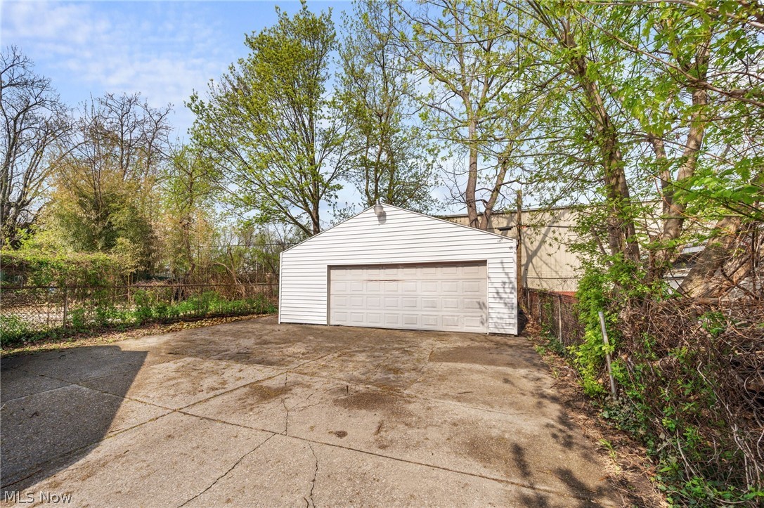 Town - Residential Income