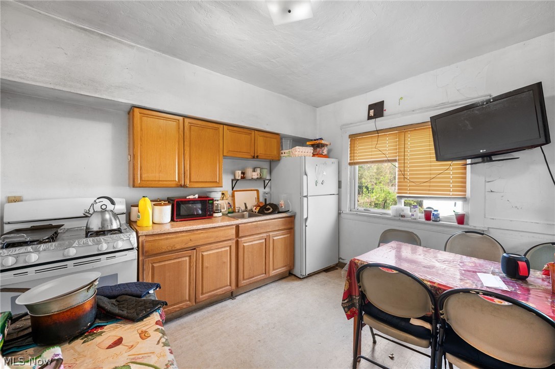 Town - Residential Income