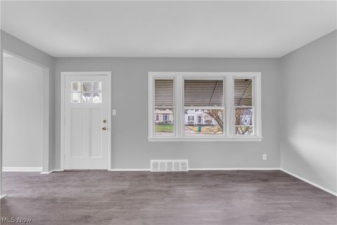 Tiny photo for 19703 Fairway Avenue, Maple Heights, OH 44137 (MLS # 5201954)