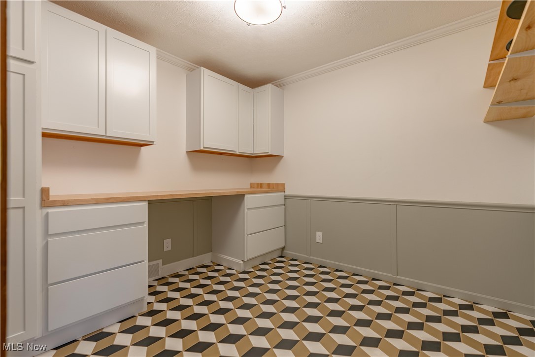 Amesbury Hills - Residential