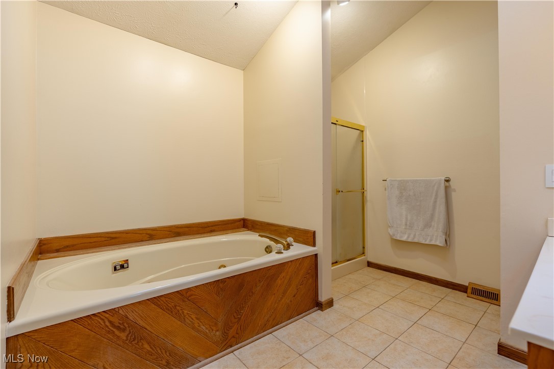 Amesbury Hills - Residential