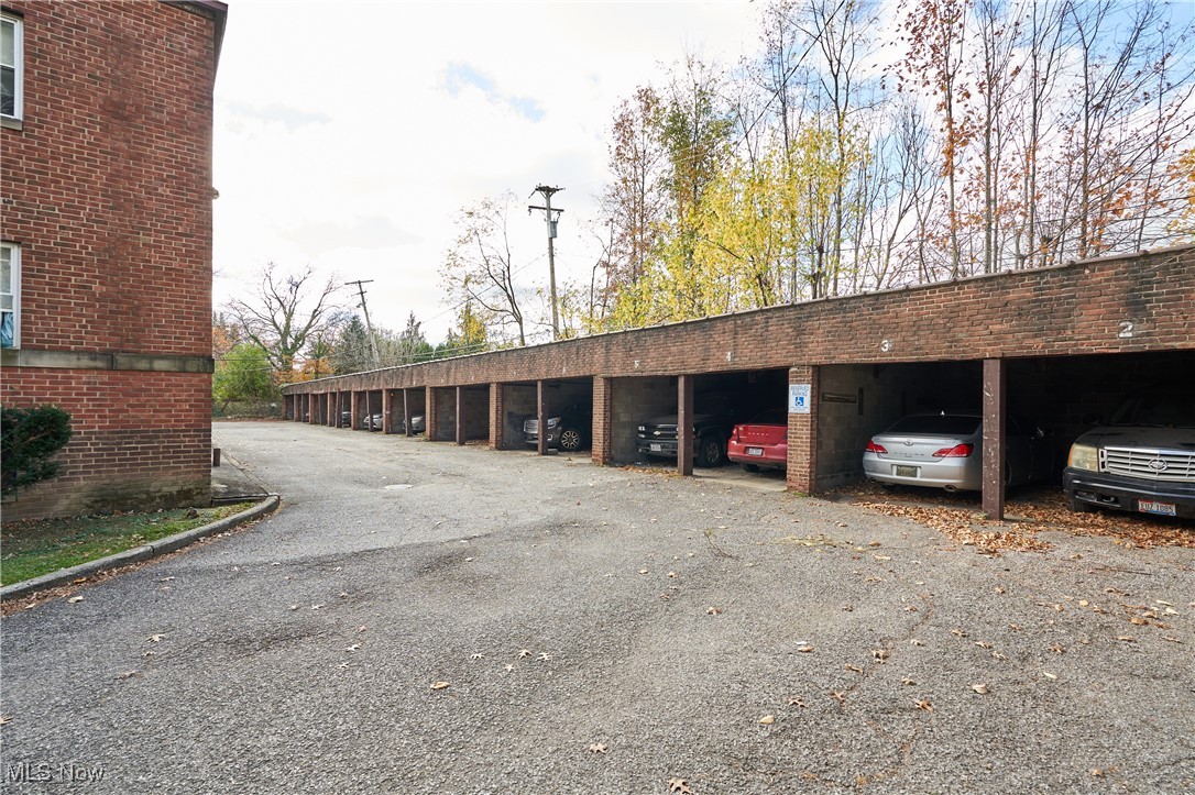 East Cleveland, Ohio 44118, United States, ,Commercial,Contingent,32575