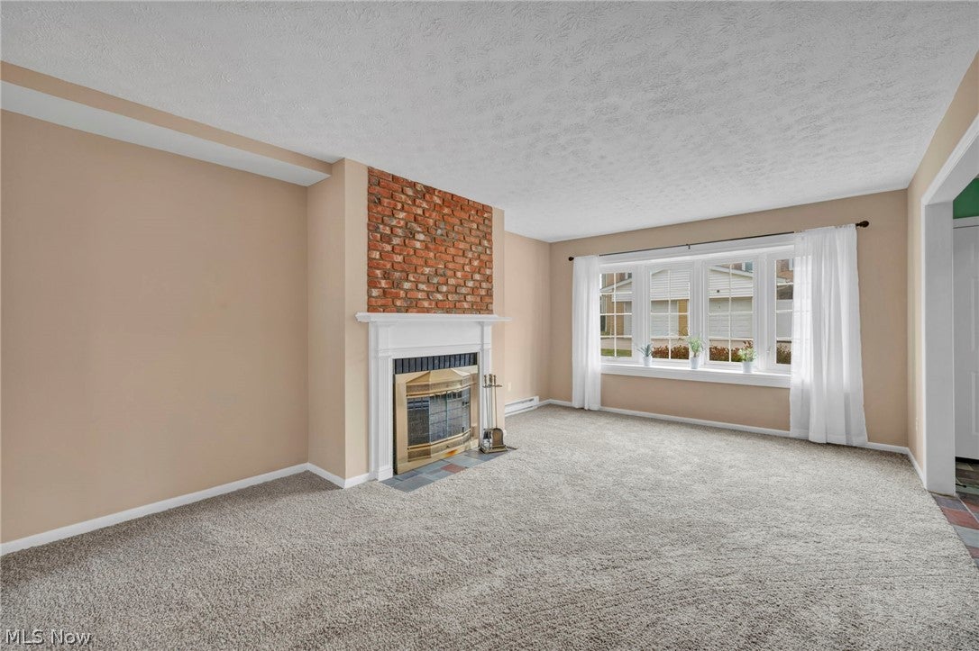 11 Meadowlawn Drive 5
