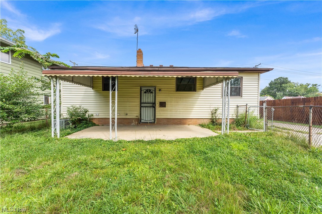 Lester D Mesch 01 - Residential