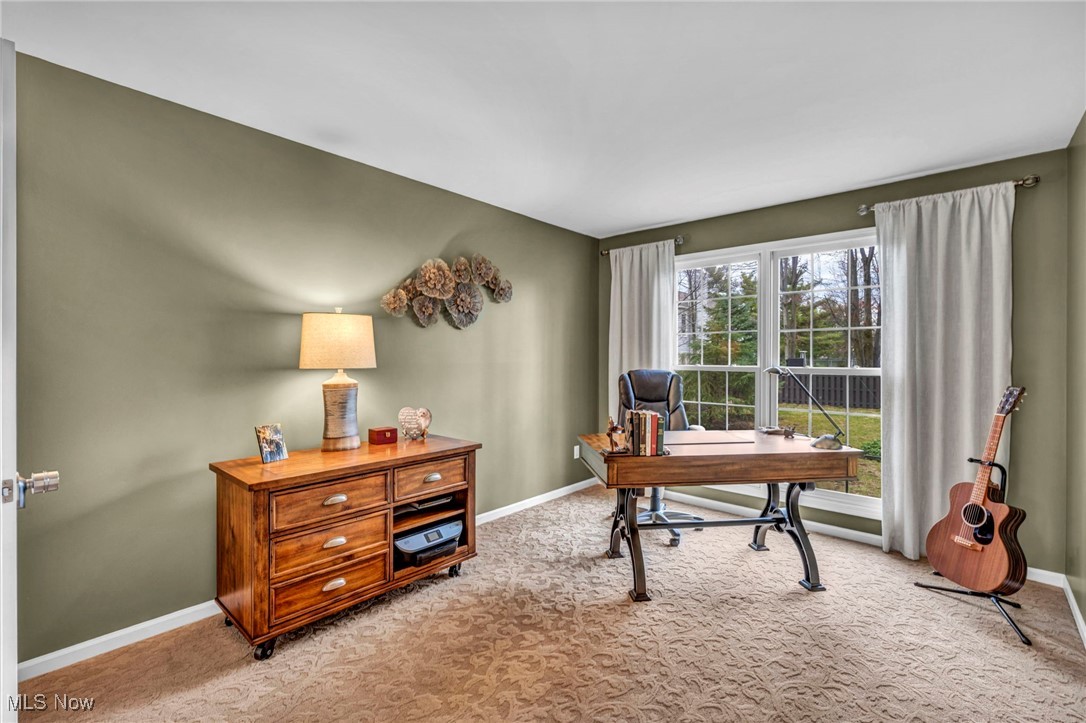 18411 Martins Lane, Strongsville, Ohio image 10