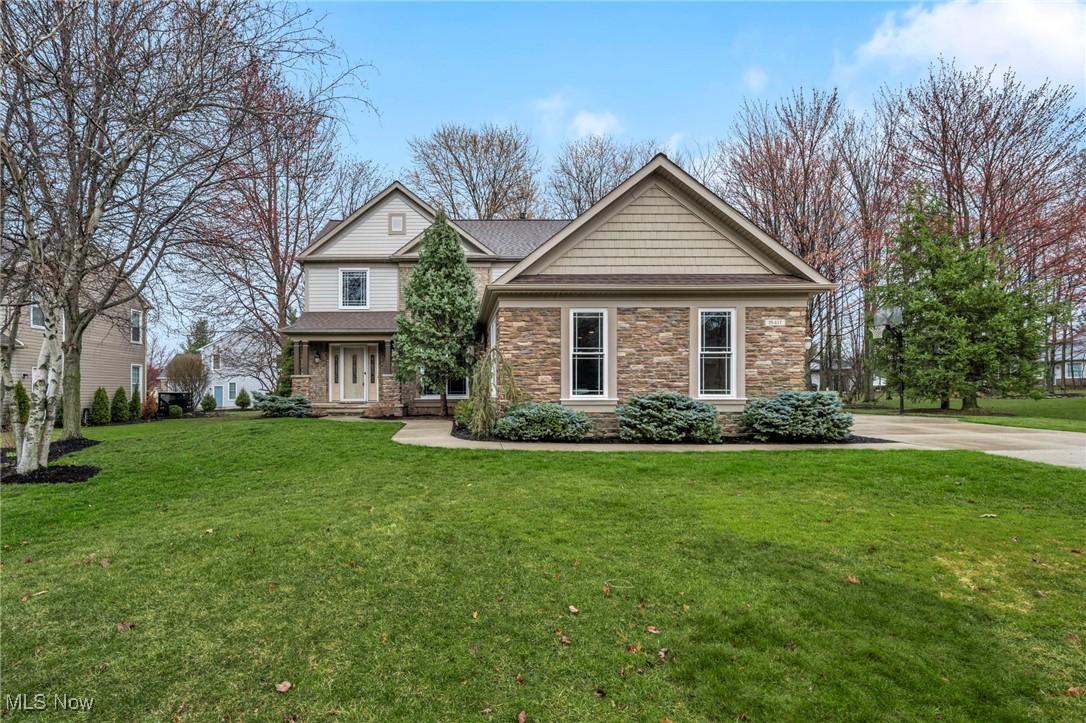 18411 Martins Lane, Strongsville, Ohio image 1