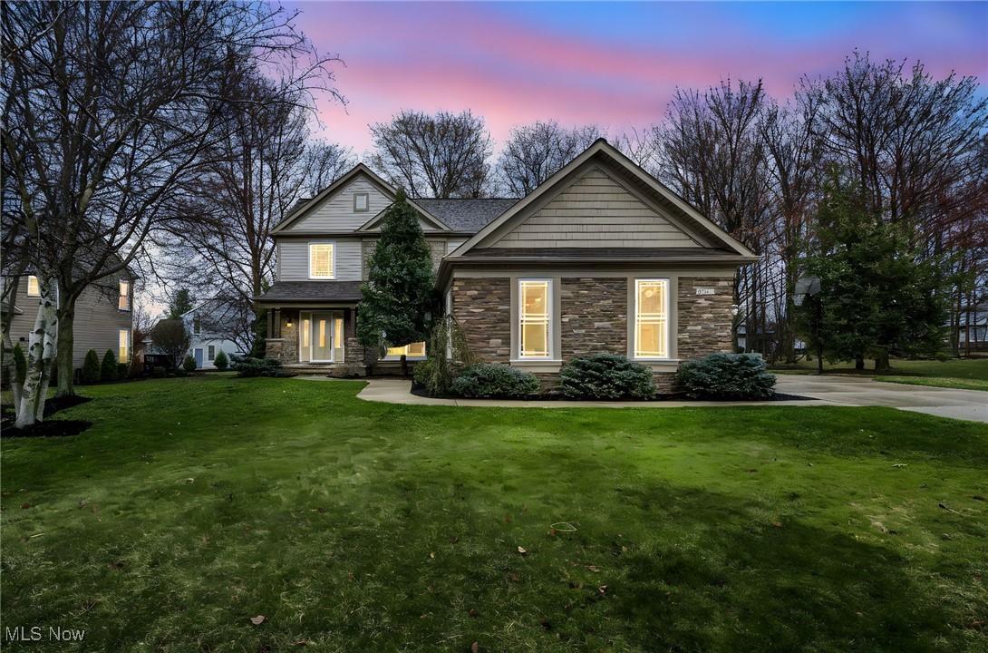 18411 Martins Lane, Strongsville, Ohio image 3