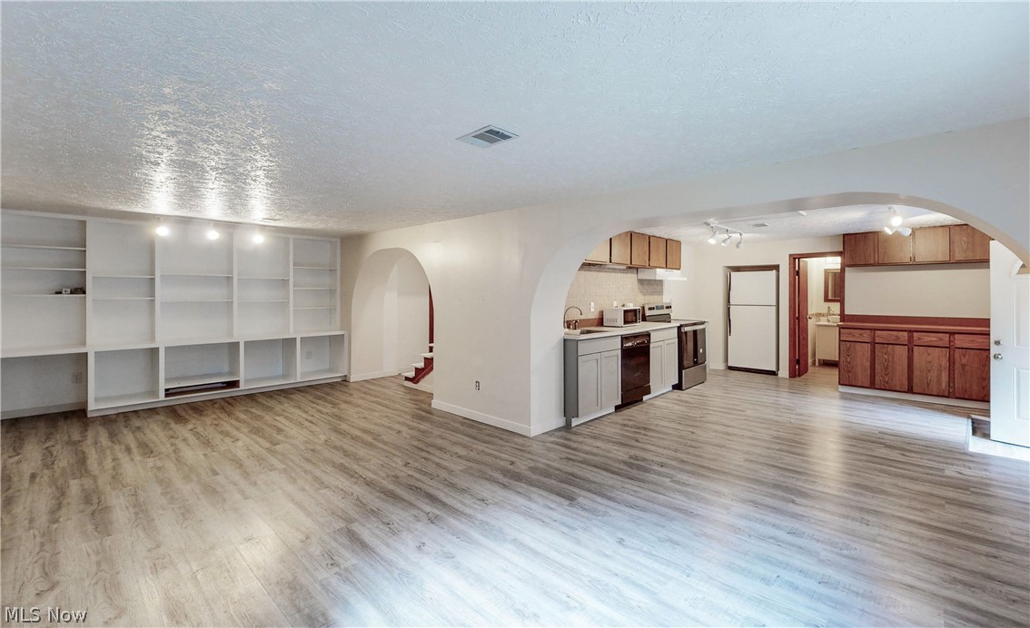 Hills and Dales - Residential