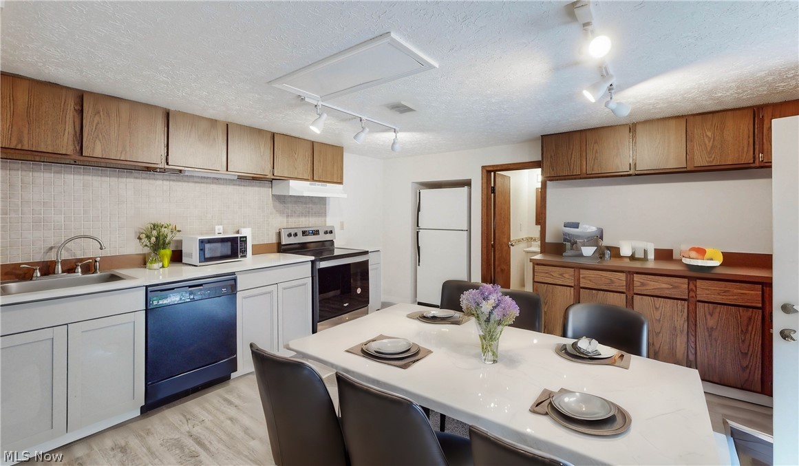 Hills and Dales - Residential