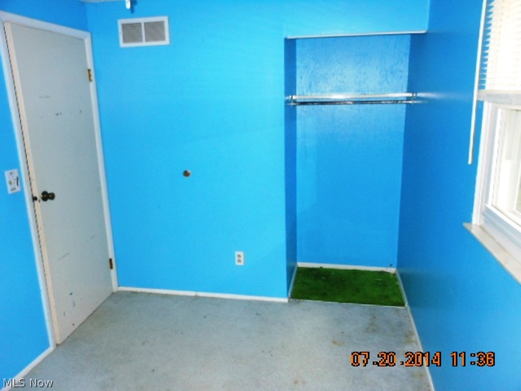 Creekside Vill - Residential