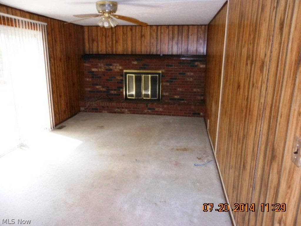 Creekside Vill - Residential