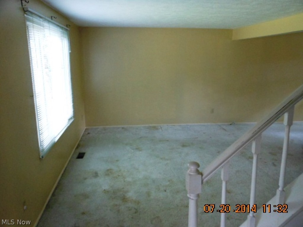 Creekside Vill - Residential