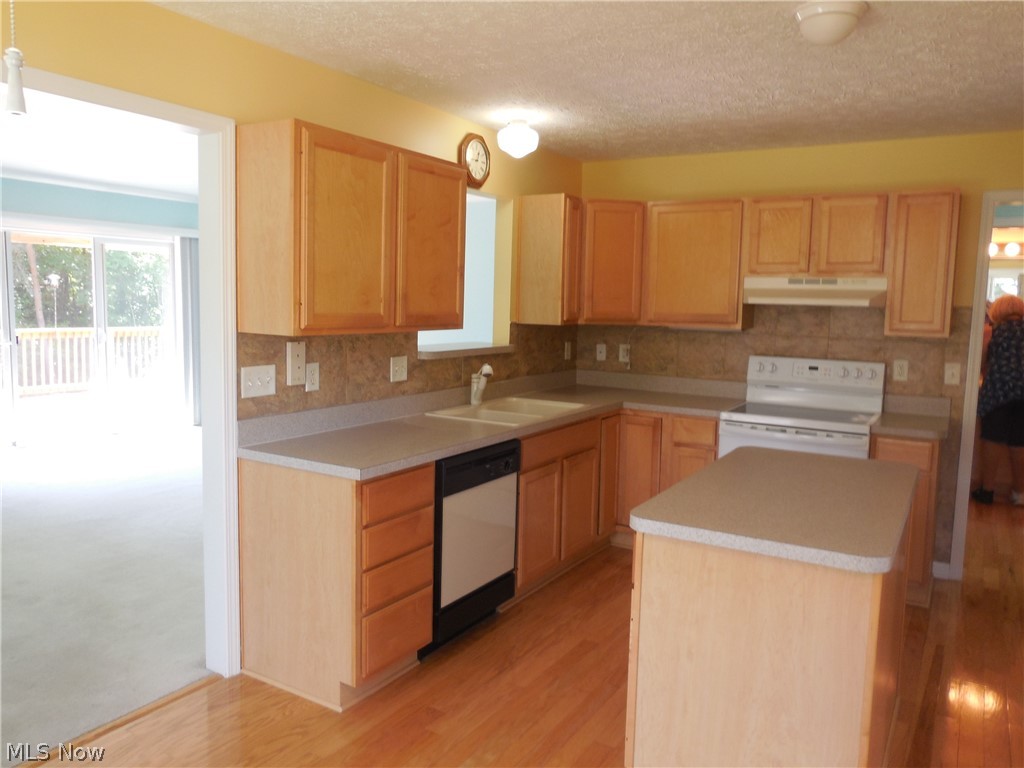 Villa Lago Ph I - Residential