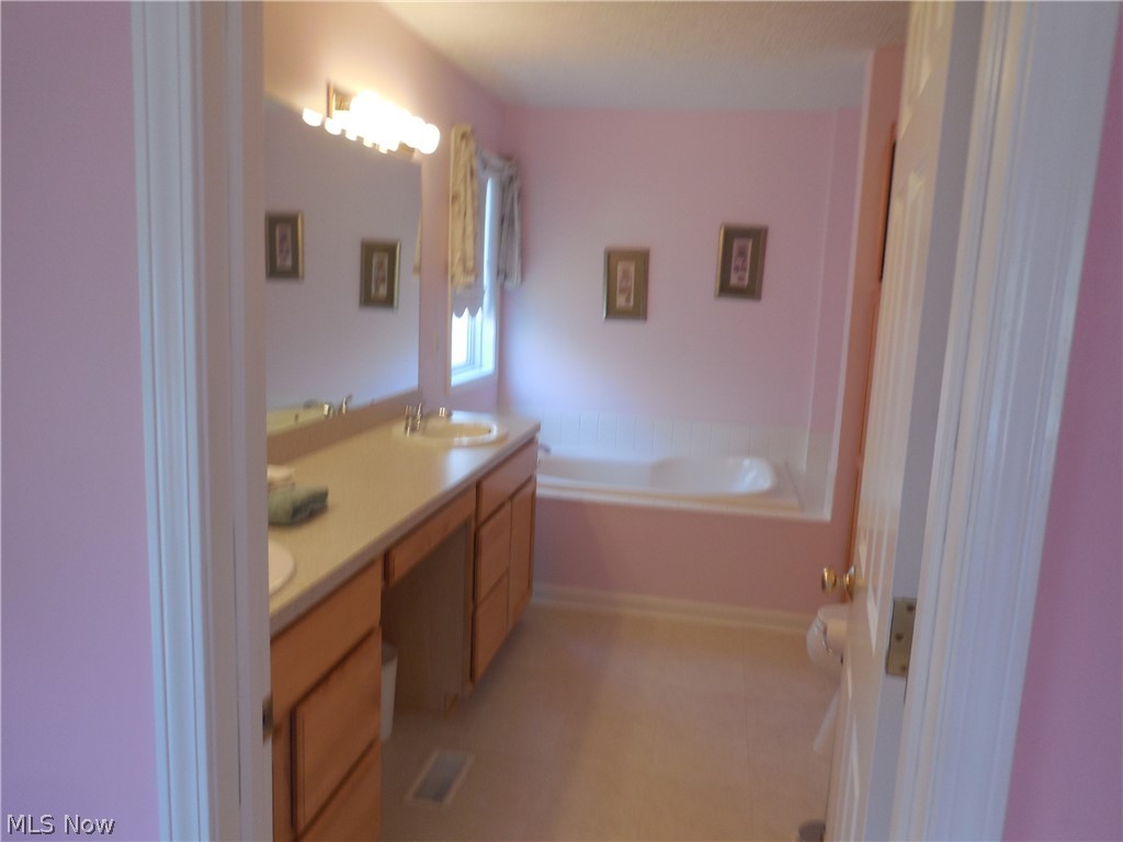 Villa Lago Ph I - Residential