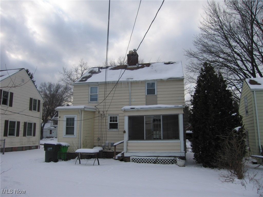 Photo of 1375 Winston Rd, South Euclid, OH 44121 (MLS # 5182422)