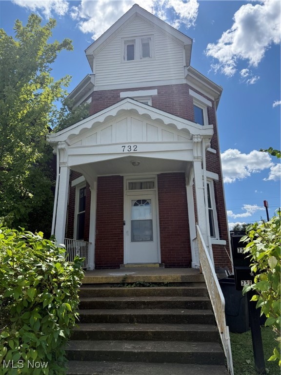 Discover this charming and spacious 2-bedroom, 1-bathroom upstairs apartment located in the heart of downtown Zanesville. This well-maintained unit features a generously sized kitchen equipped with a washer and dryer for your convenience. The upper-level layout includes an open area perfect for a home office, studio, or flexible living space—let your imagination decide. Enjoy the ease of city living with local shops, dining, and entertainment just steps away. All applicants are subject to a background and credit check. Don’t miss your opportunity to make this unique space your next home!