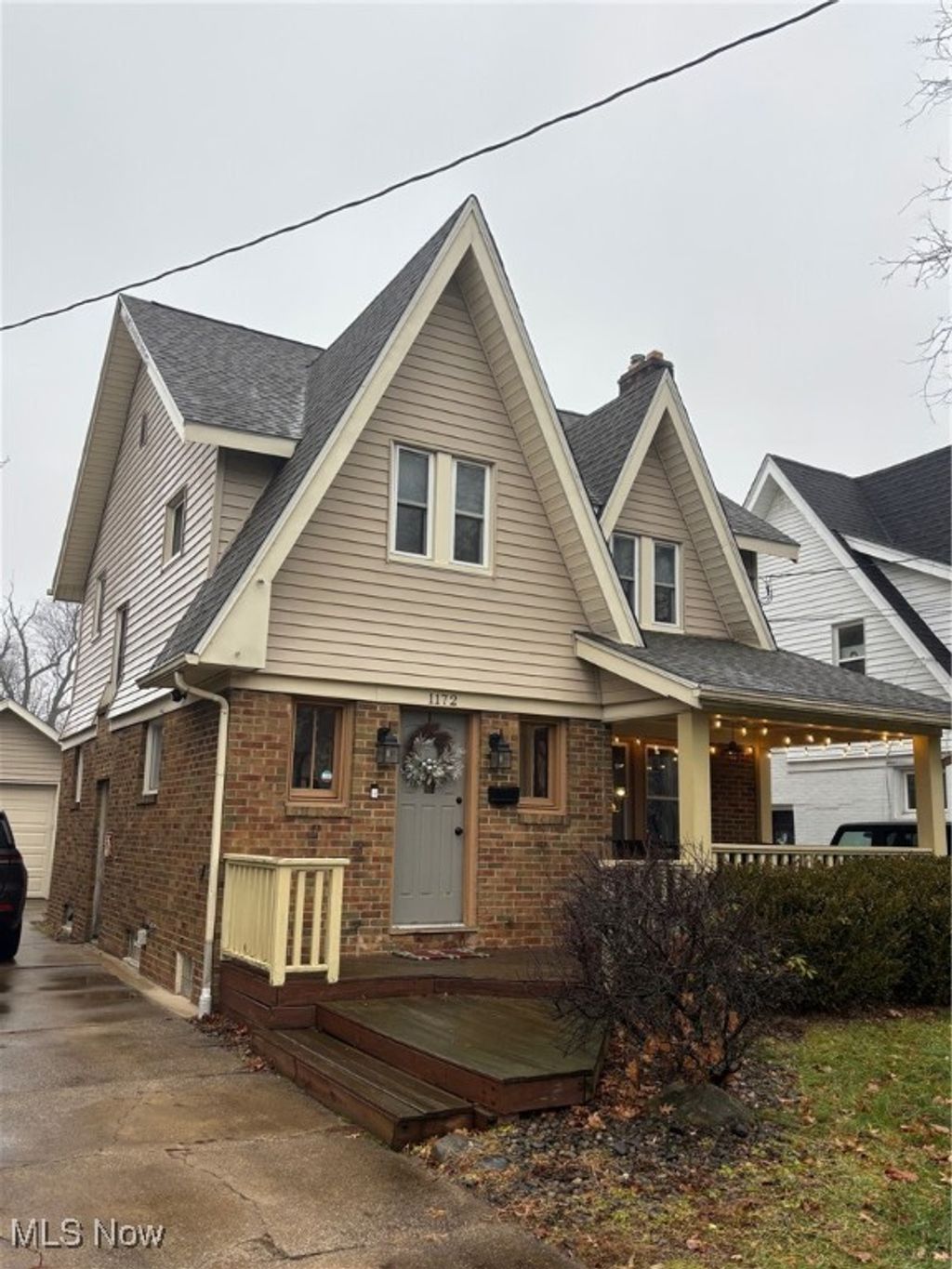 Photo of 1172 Woodward Avenue, Akron, OH 44310 (MLS # 5177796)