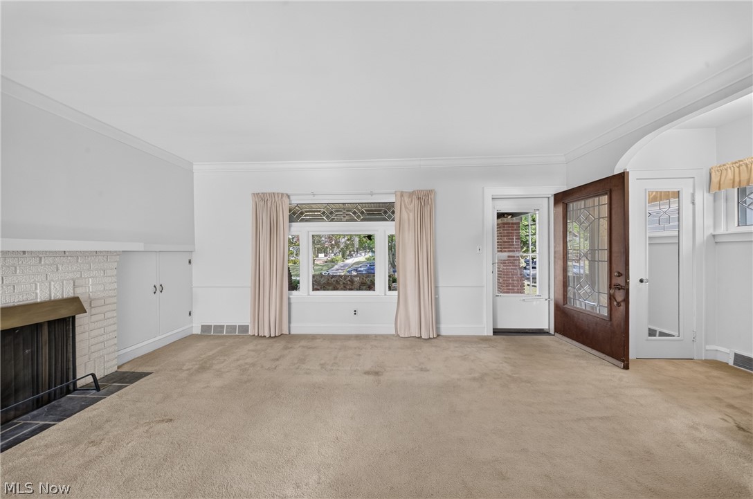 3588 W 155th Street