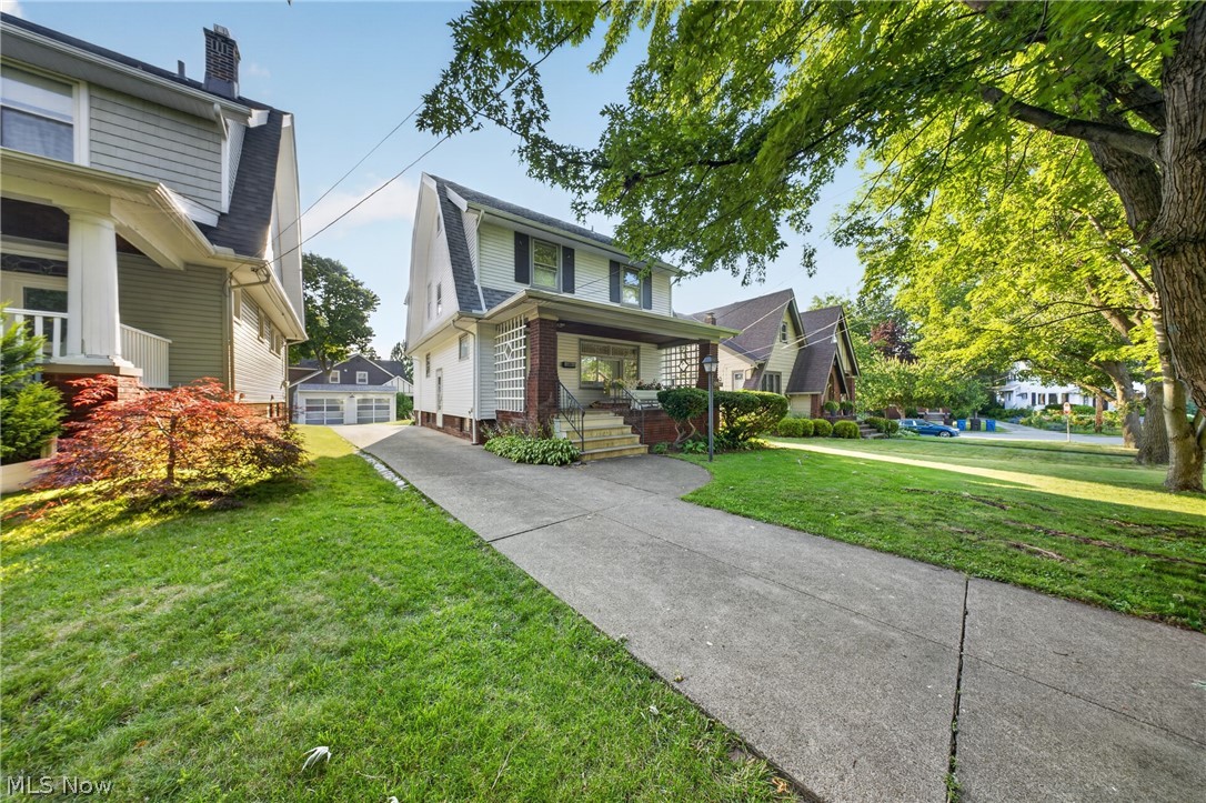 3588 W 155th Street