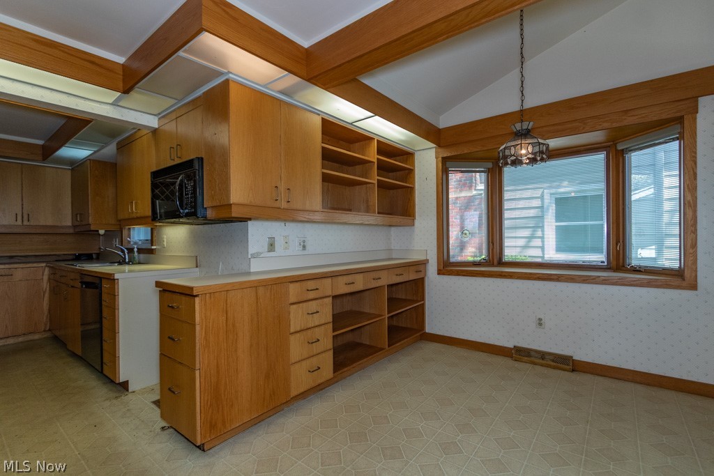 Van Deboo-Hager Cos Cedar Gre - Residential