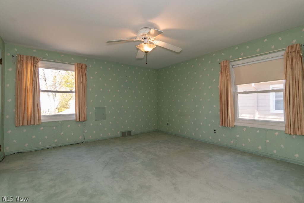 Van Deboo-Hager Cos Cedar Gre - Residential