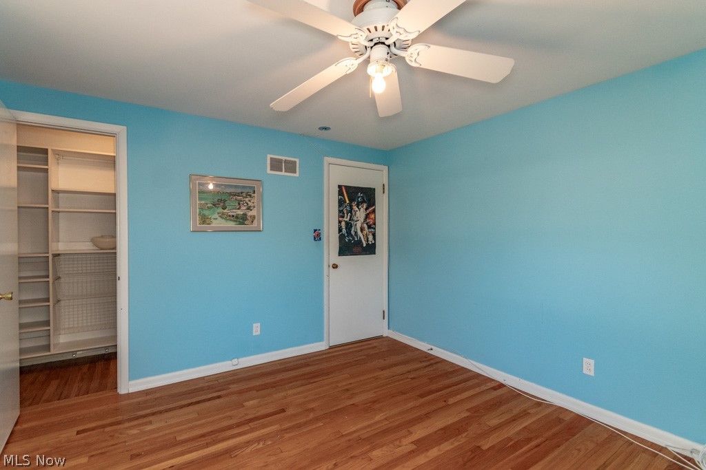 Van Deboo-Hager Cos Cedar Gre - Residential