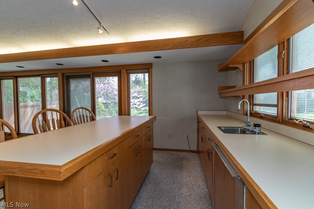 Van Deboo-Hager Cos Cedar Gre - Residential