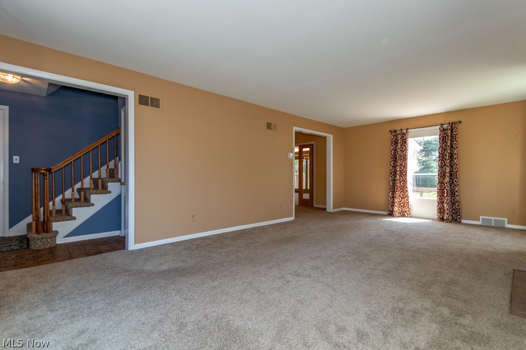 Van Deboo-Hager Cos Cedar Gre - Residential