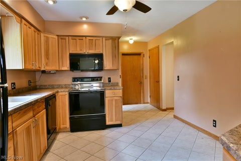 Tiny photo for 3225 Hewitt Gifford Road, Warren, OH 44481 (MLS # 5238868)