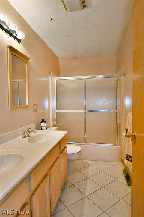 Tiny photo for 3225 Hewitt Gifford Road, Warren, OH 44481 (MLS # 5238868)