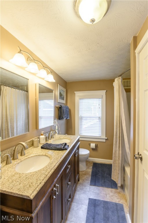 Waterbury Heights 02 - Residential