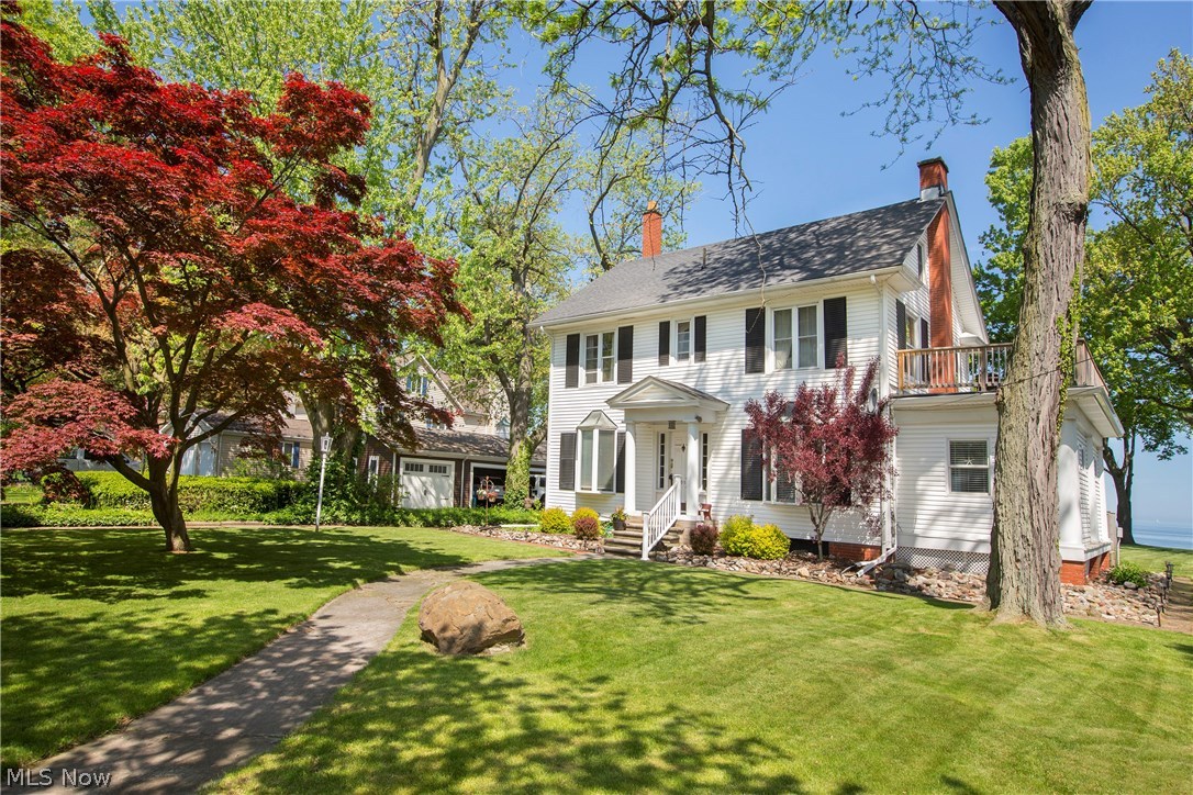 Lake Front - Residential