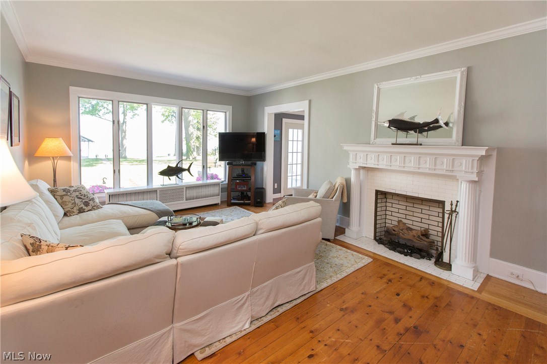 Lake Front - Residential