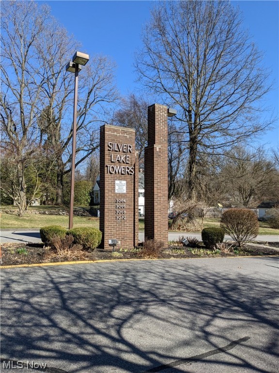 Silver Lake Towers Condo - Residential