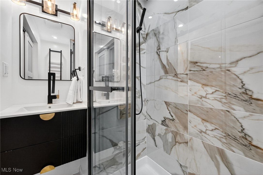 Honey Lane 02 - Residential