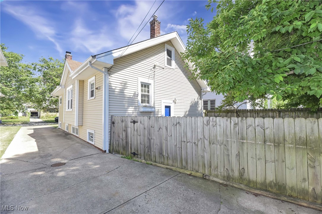 S H Kleinman Realty Cos Traym - Residential