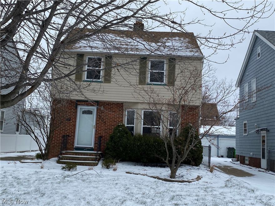 Tired of your traditional rental options with no major updates to include remodeled kitchen and baths, well your search is over with this recently updated 3 bedroom single-family in Euclid. Here is a colonial rental that has a spacious main floor featuring hardwood flooring, centerpiece fireplace, open entertaining between the dining room, kitchen and bonus room. Partially finished basement, 2 car garage and more.