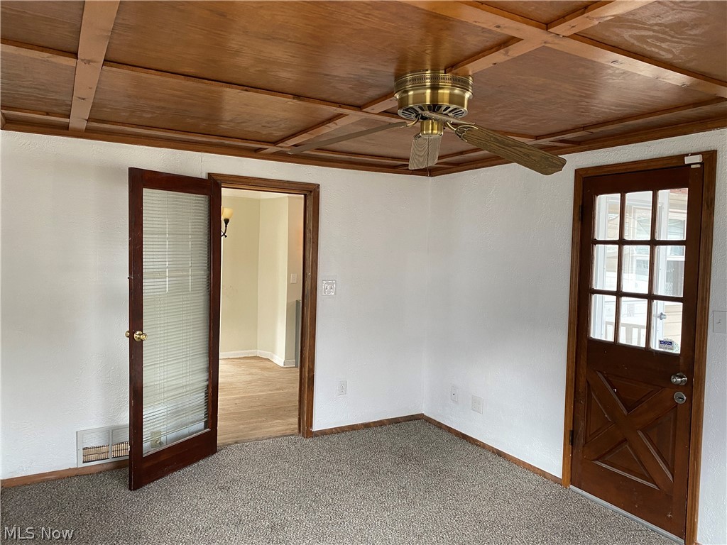 Eastlawn - Residential Lease