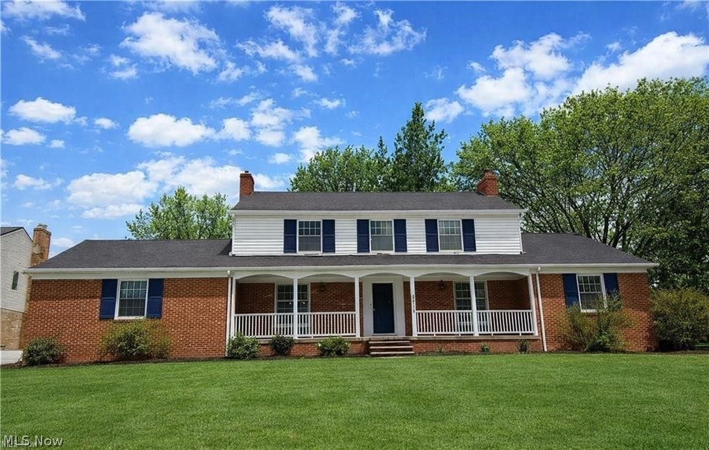 Photo of 22350 S Woodland Road, Shaker Heights, OH 44122 (MLS # 5204721)