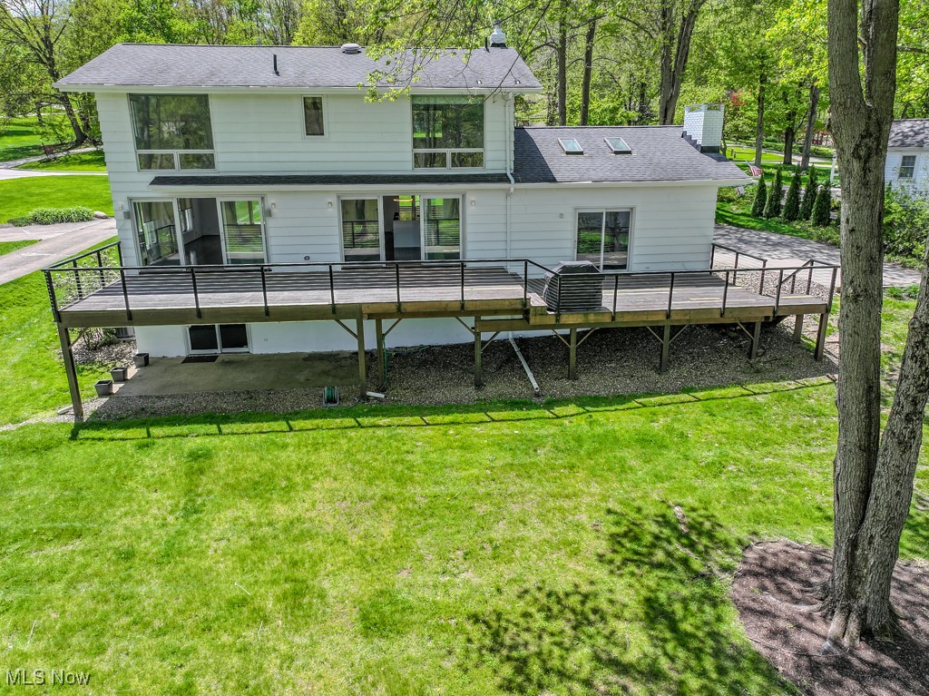 8733 Lake Forest Trail
